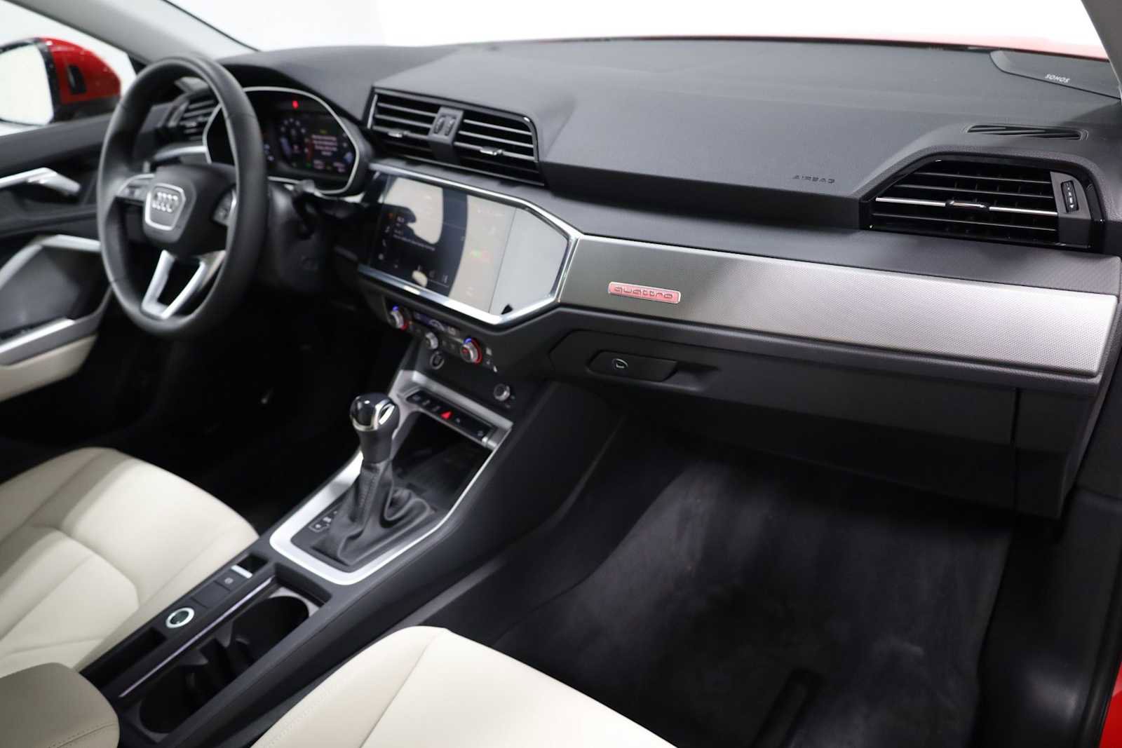 Certified 2025 Audi Q3 2.0T Premium Plus w/ Premium Plus Package AWD/4WD image 6