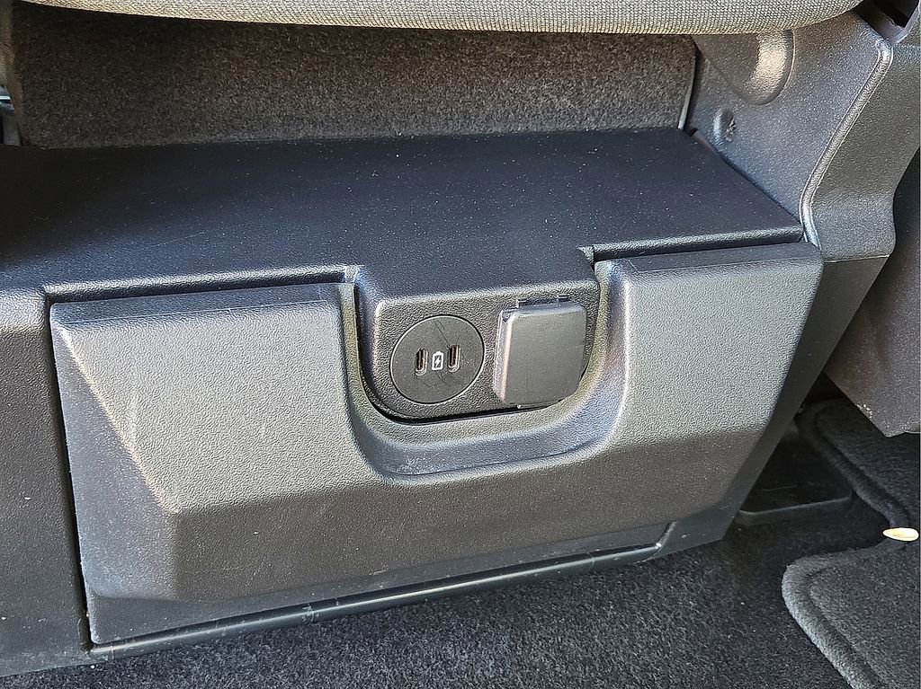 Used 2025 Ford F150 XLT w/ Equipment Group 301A Standard image 16