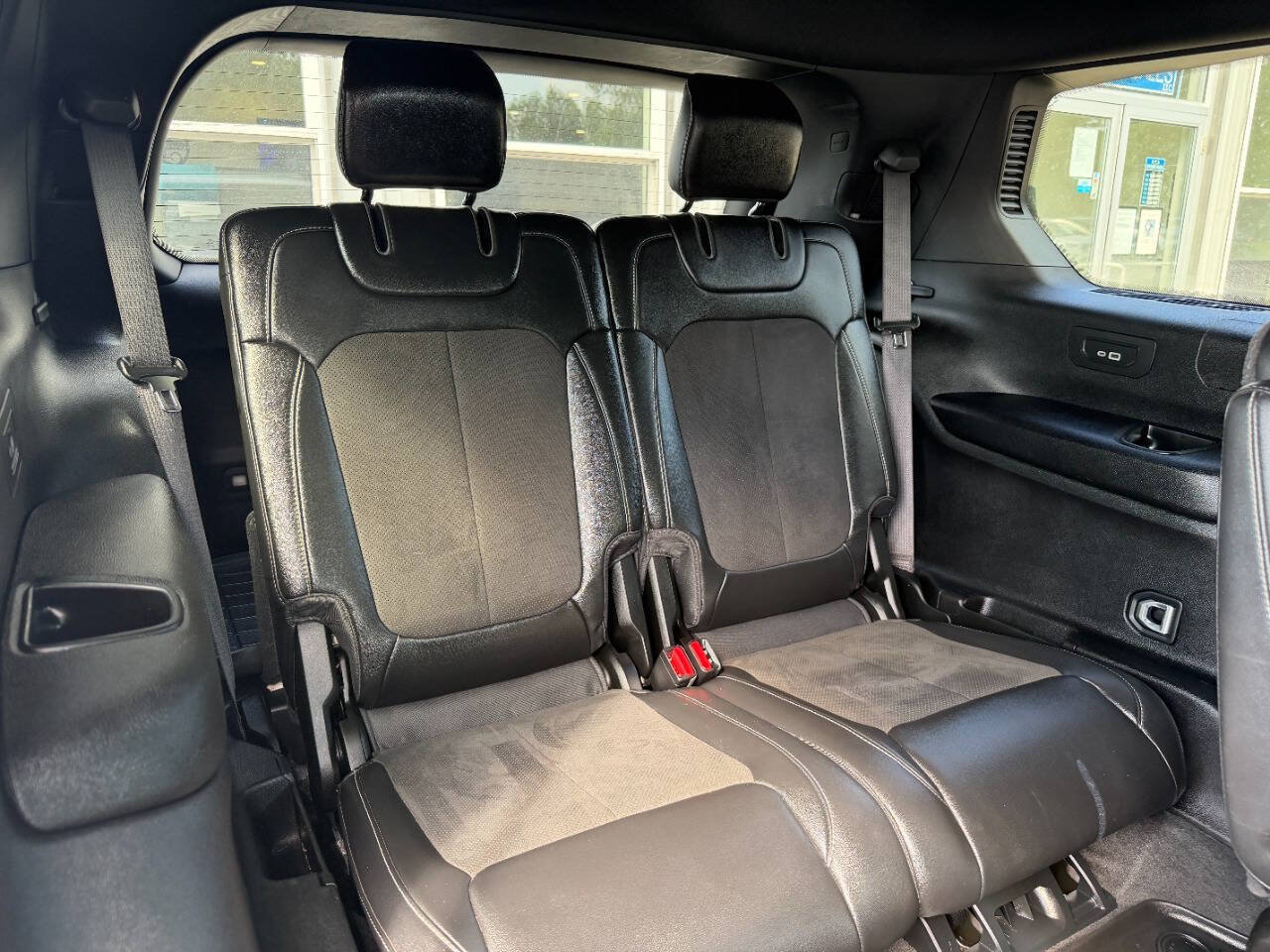 Used 2022 Jeep Grand Cherokee L Laredo AWD/4WD image 17