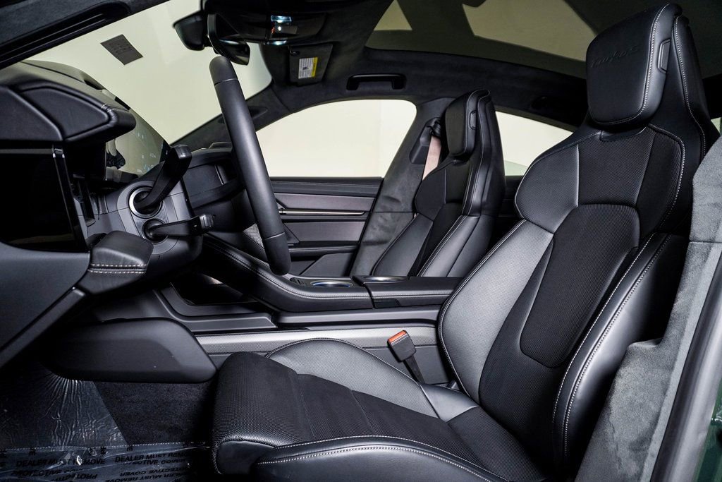 New 2025 Porsche Taycan Turbo AWD/4WD image 5