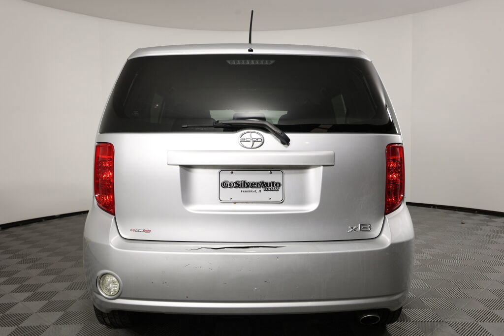 Used 2008 Scion xB image 3