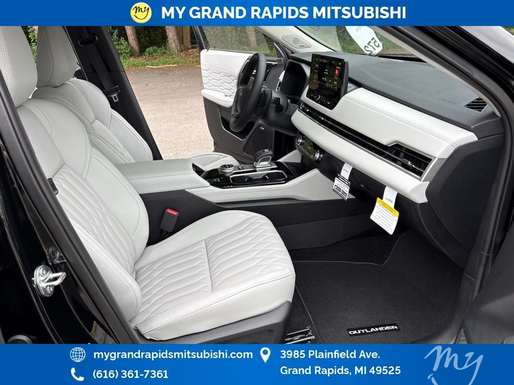 New 2026 Mitsubishi Outlander SEL AWD/4WD image 16