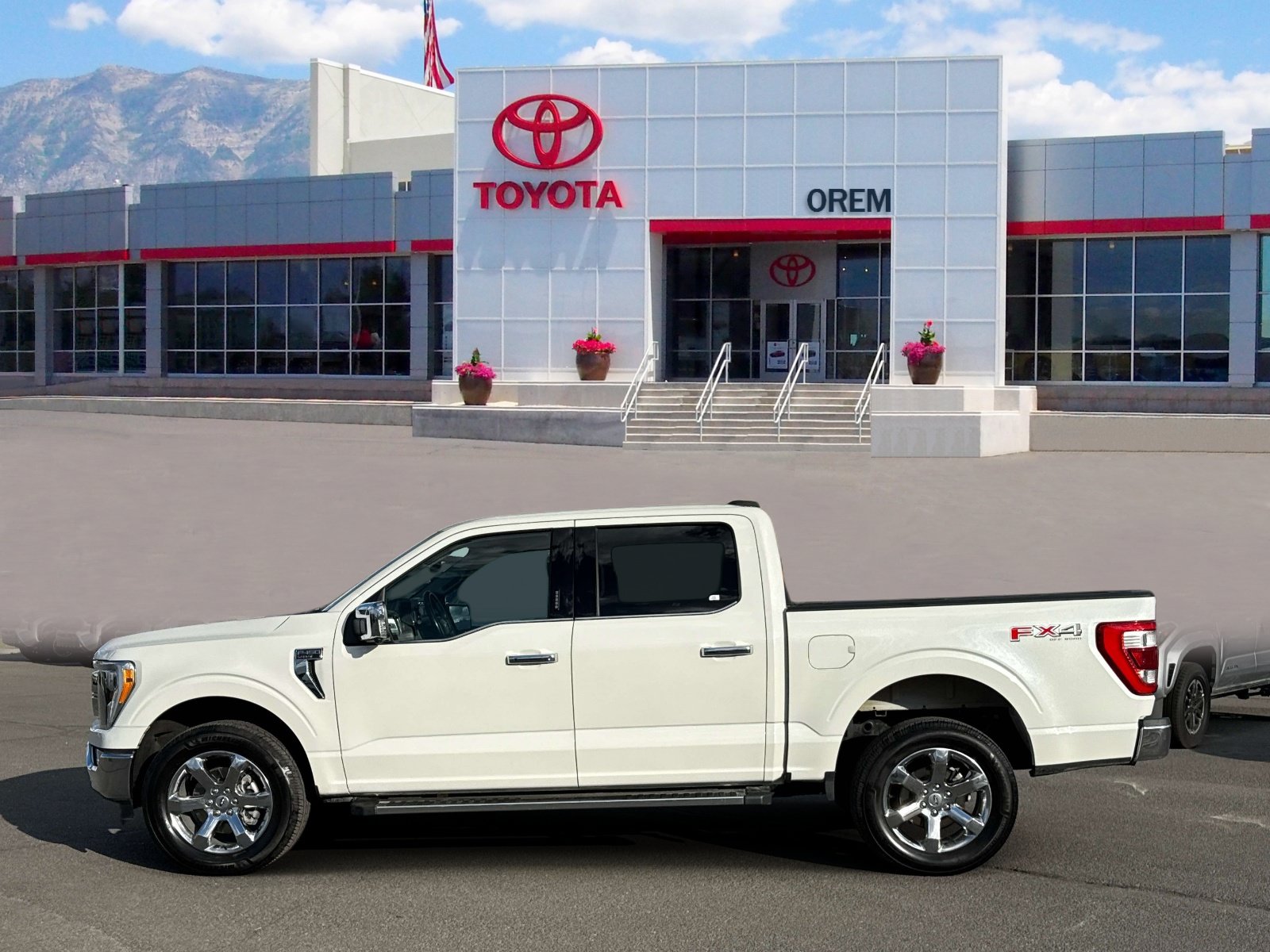 Used 2023 Ford F150 Lariat w/ Trailer Tow Package AWD/4WD image 7