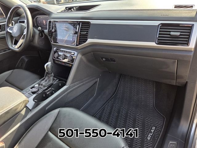 Used 2023 Volkswagen Atlas Cross Sport SEL image 21