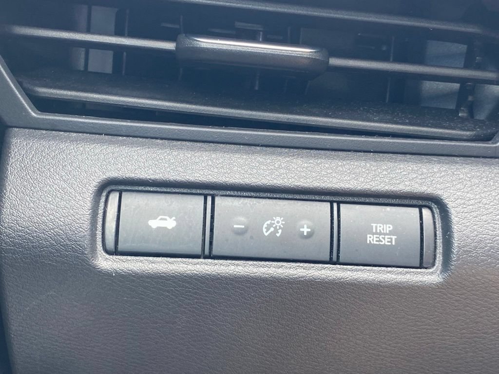 Used 2025 Nissan Altima 2.5 SR FWD image 25