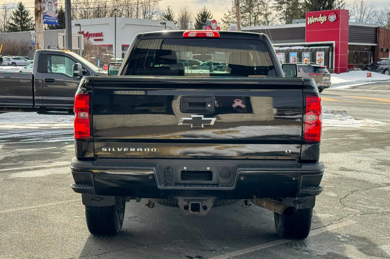 Used 2016 Chevrolet Silverado 2500 LT w/ Midnight Edition image 5