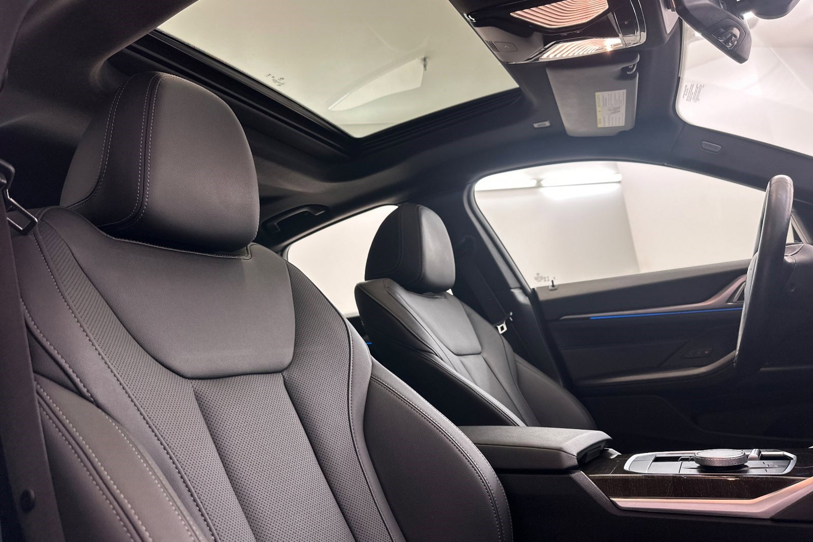 Certified 2023 BMW i4 eDrive35 w/ Premium Package RWD image 30