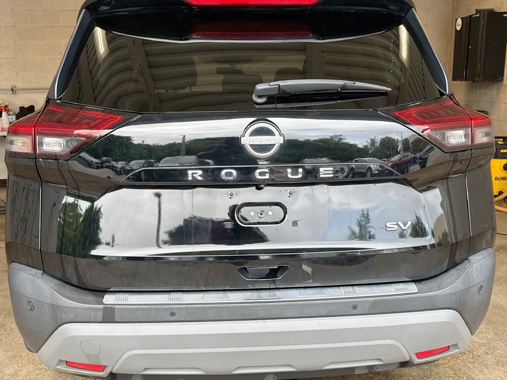 Used 2023 Nissan Rogue SV w/ SV Premium B Package FWD image 7