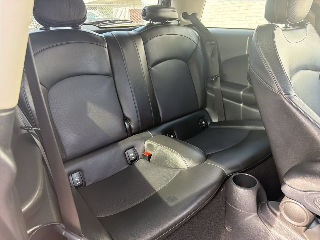 Used 2020 MINI Cooper S 2-Door Hardtop FWD image 12