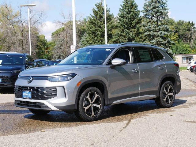 New 2025 Volkswagen Tiguan SE image 4