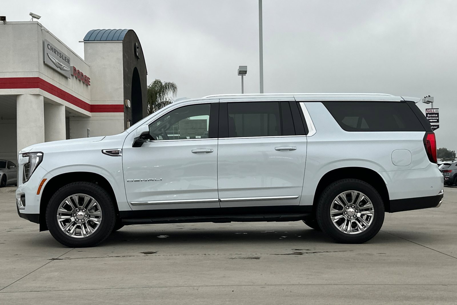 New 2026 GMC Yukon XL Denali image 3