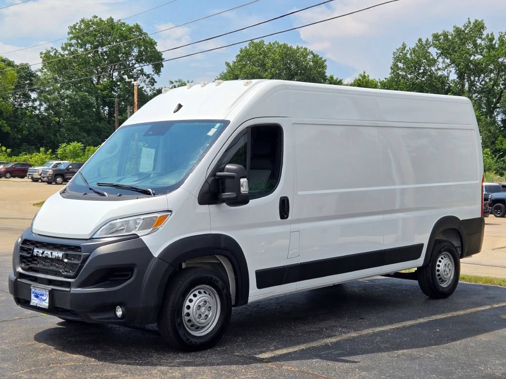 Used 2026 RAM ProMaster 2500 w/ Convenience Group FWD image 3