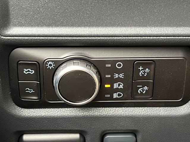 New 2025 Ford F150 Lightning Lariat image 19