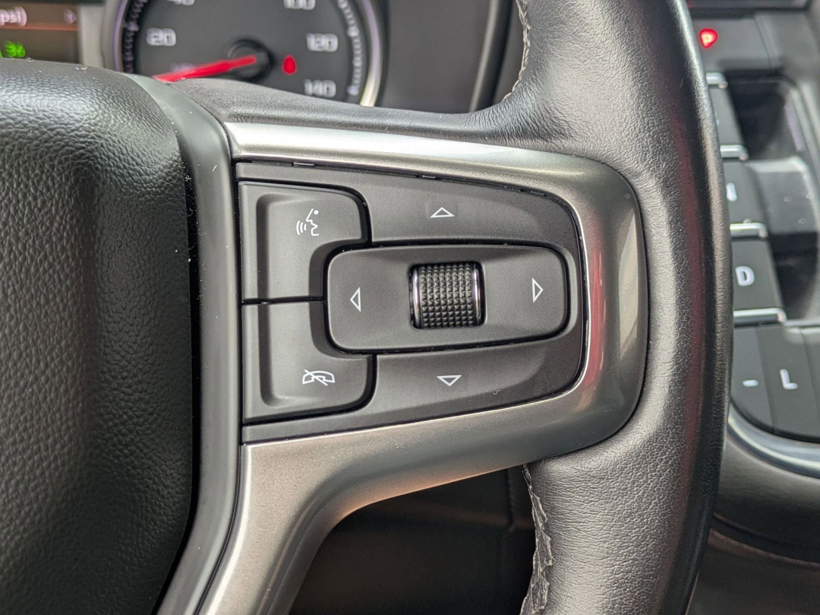Used 2023 Chevrolet Tahoe LS RWD image 14
