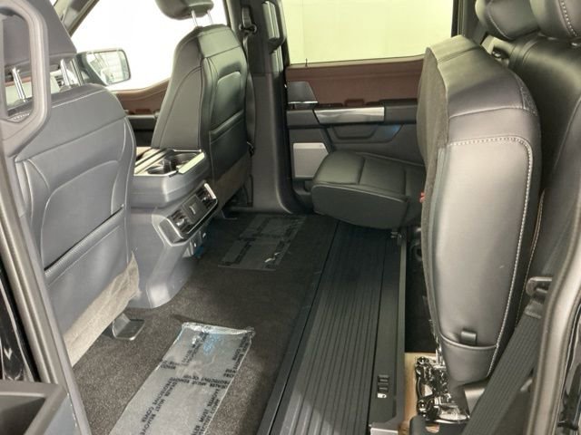 Used 2022 Ford F150 Lariat w/ Max Trailer Tow Package AWD/4WD image 30