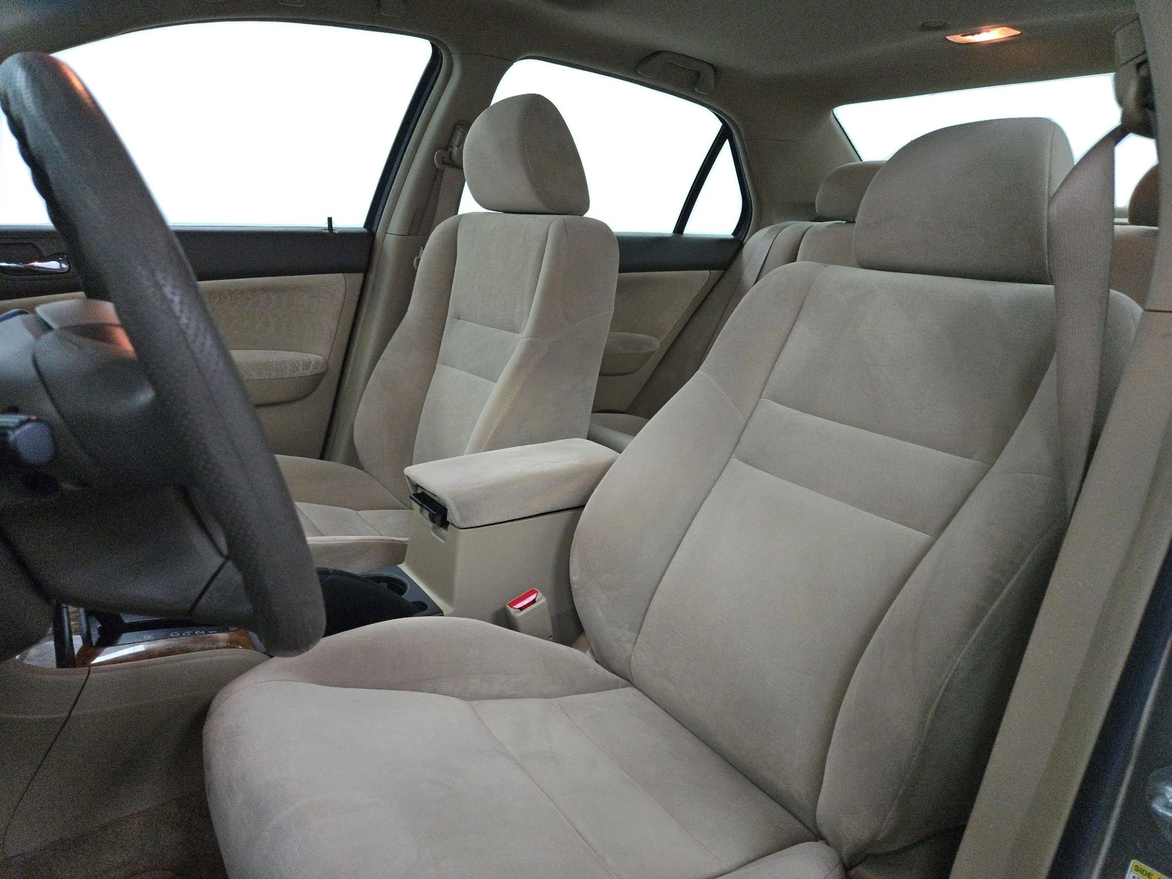 Used 2004 Honda Accord EX image 18