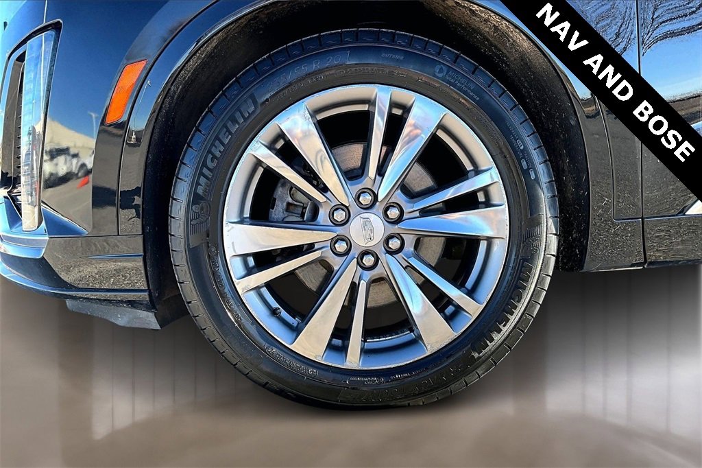 Used 2023 Cadillac XT6 Premium Luxury image 8