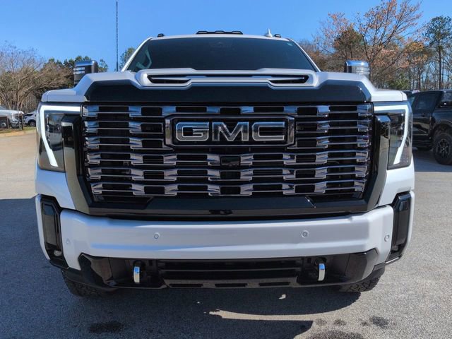 Used 2025 GMC Sierra 2500 Denali Ultimate w/ Max Trailering Package AWD/4WD image 8
