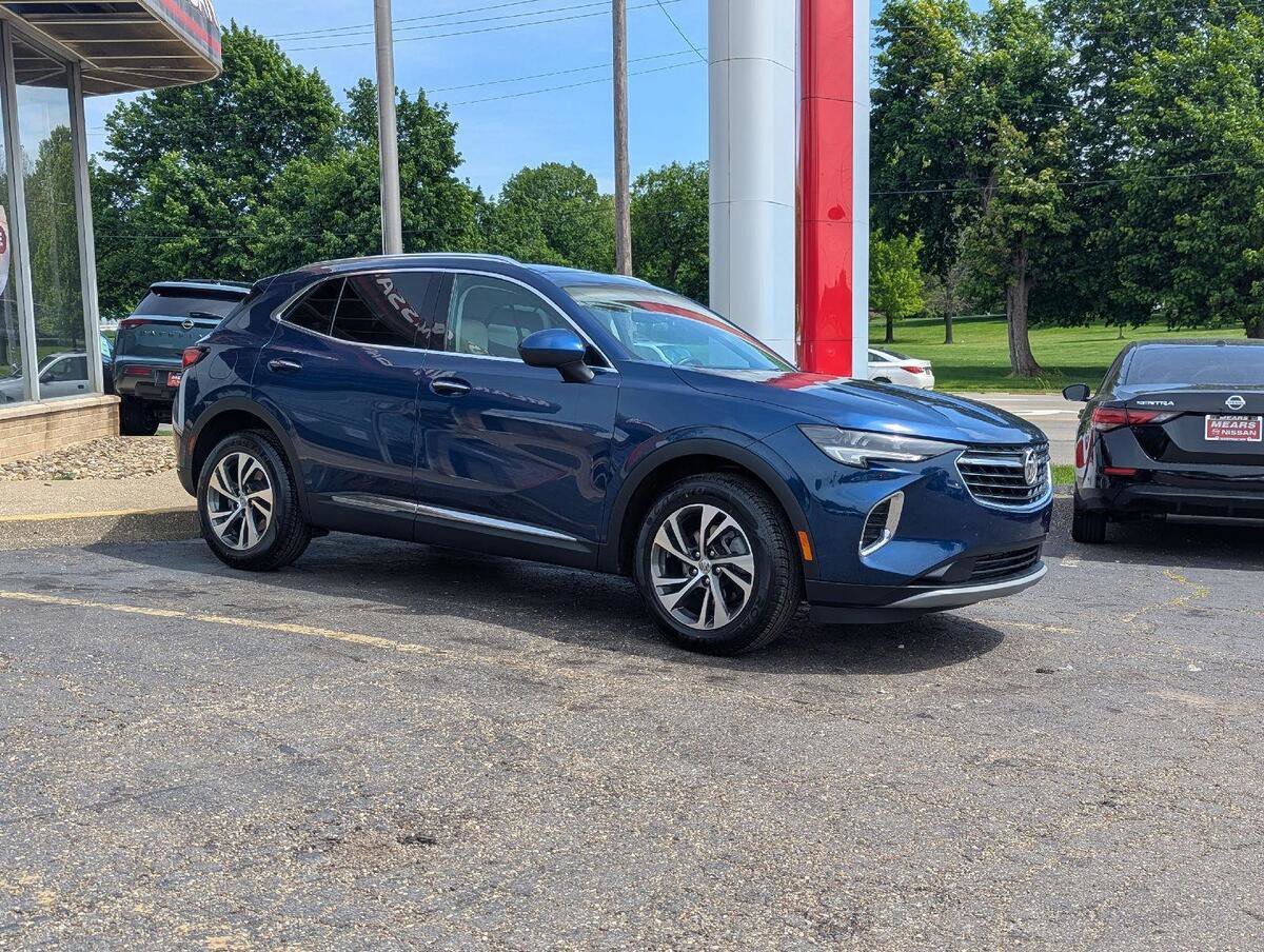 Used 2023 Buick Envision Essence AWD/4WD image 4