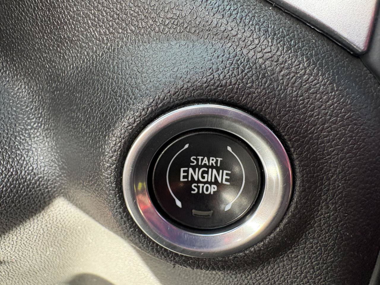 Used 2019 Chevrolet Silverado 1500 RST AWD/4WD image 11