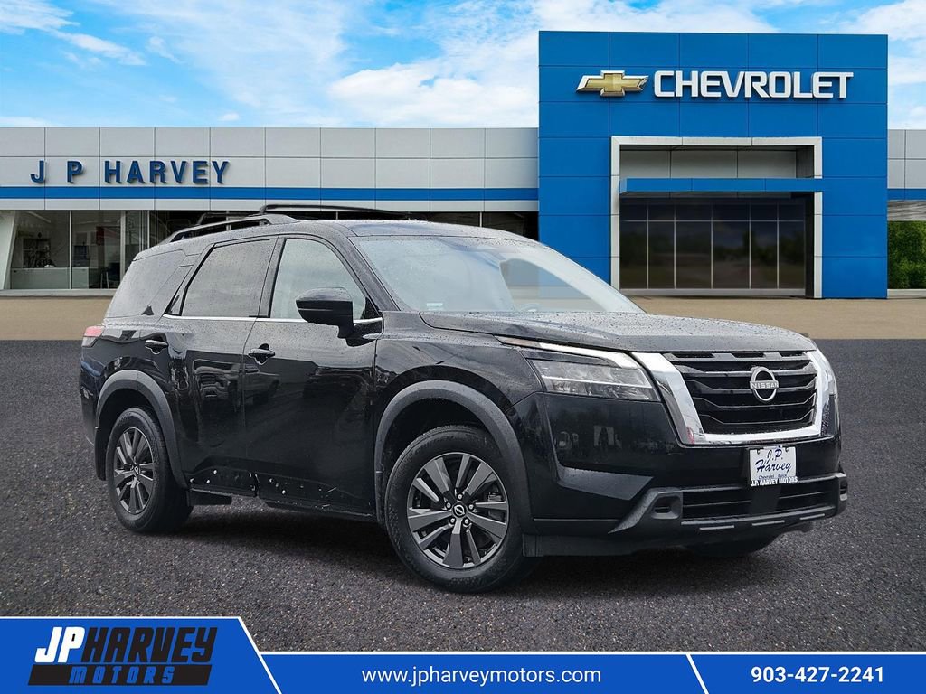Used 2022 Nissan Pathfinder SV w/ SV Premium Package FWD image 1