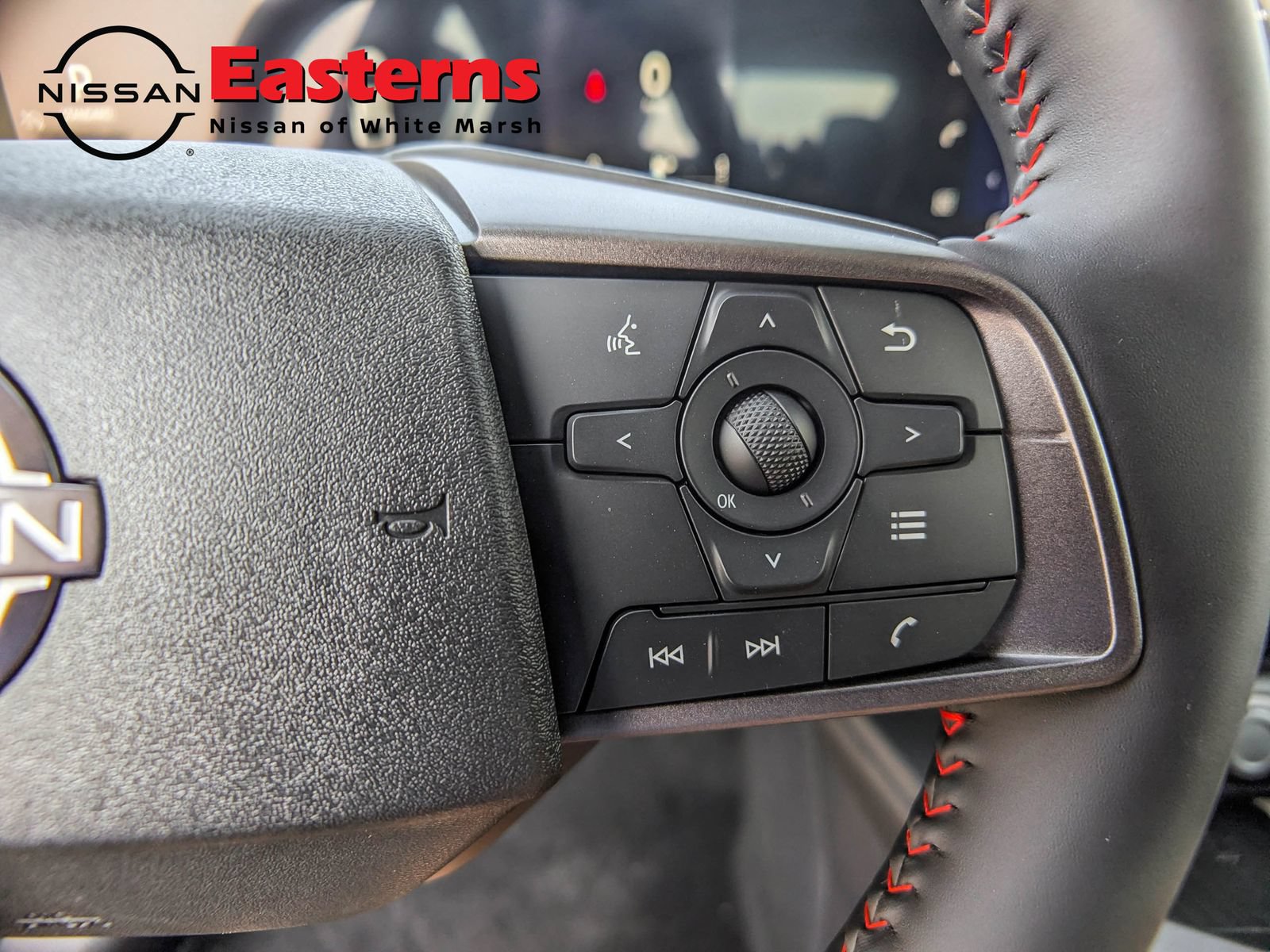 New 2026 Nissan Sentra SR w/ SR Premium Package FWD image 17