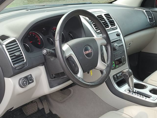 Used 2010 GMC Acadia SLT FWD image 8