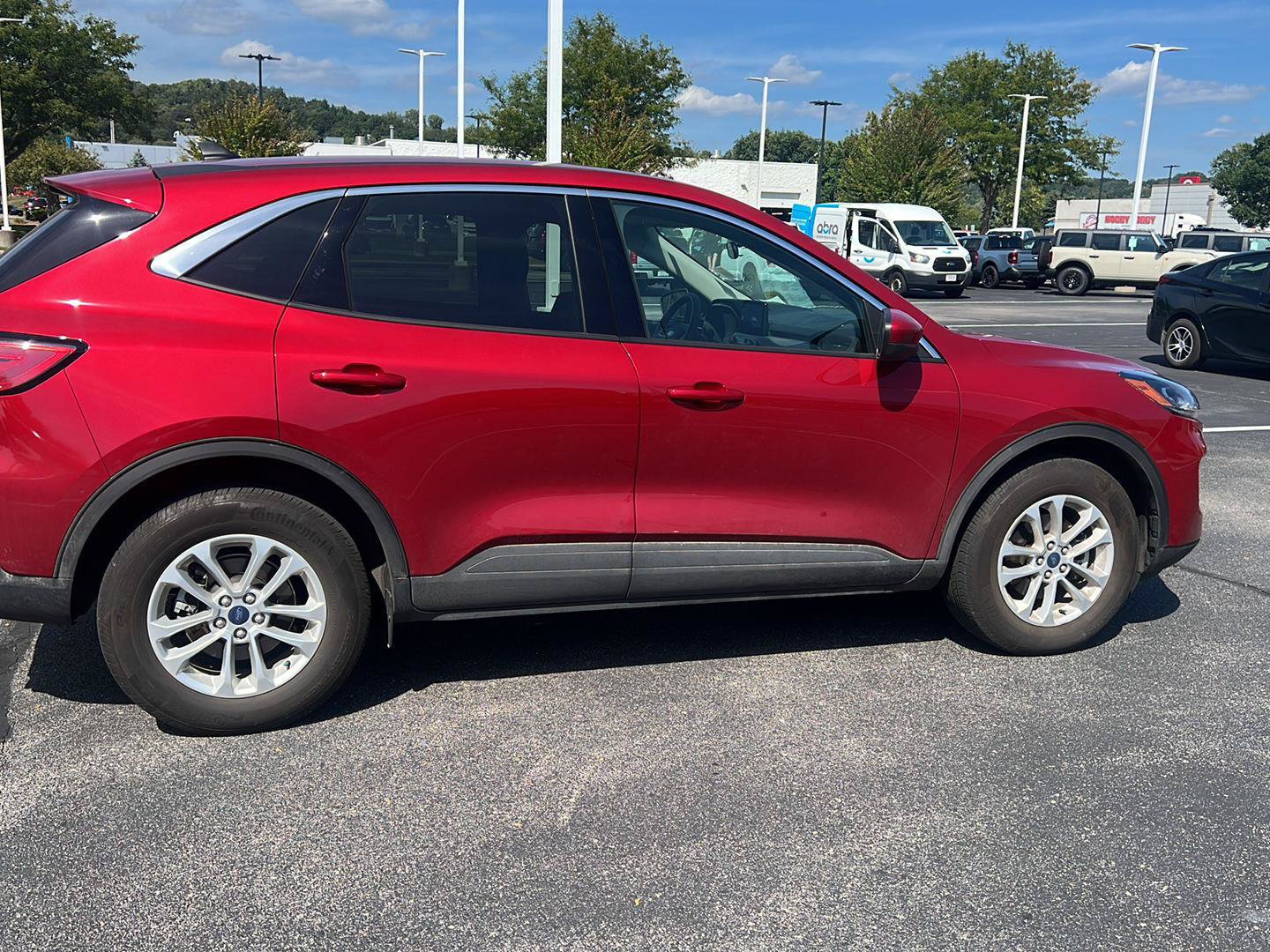 Used 2020 Ford Escape SE AWD/4WD image 4