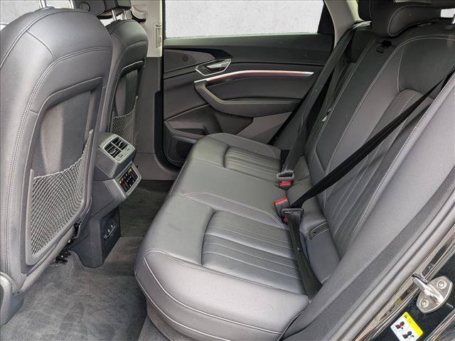 Certified 2023 Audi e-tron Premium Plus w/ Premium Plus Package AWD/4WD image 20