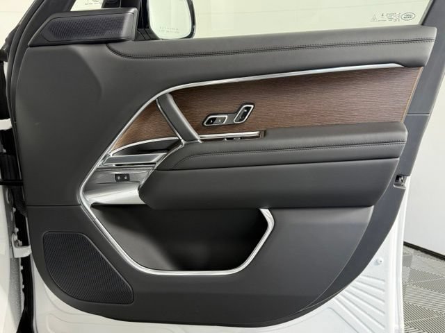 Used 2024 Land Rover Range Rover SE AWD/4WD image 20
