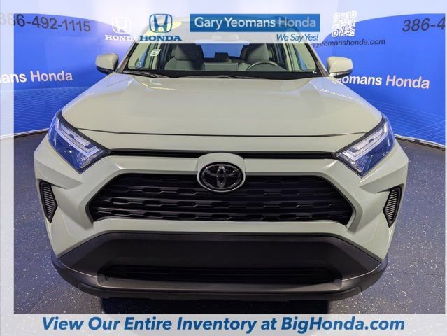 Used 2022 Toyota RAV4 XLE image 11