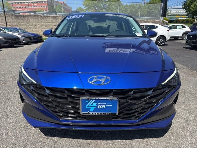 Certified 2023 Hyundai Elantra Limited w/ Cargo Package FWD video 2