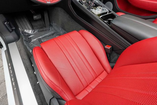 Used 2024 Bentley Continental GT V8 image 63