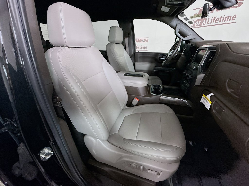 Used 2022 Chevrolet Silverado 2500 LTZ AWD/4WD image 32