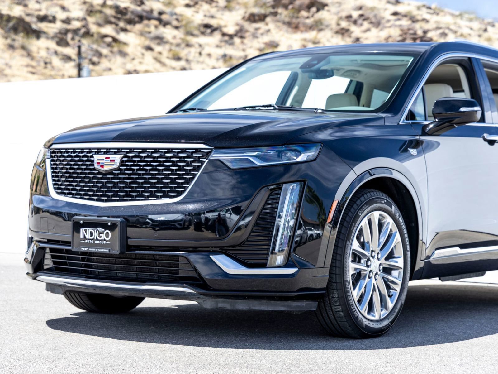 Used 2021 Cadillac XT6 Premium Luxury FWD image 6