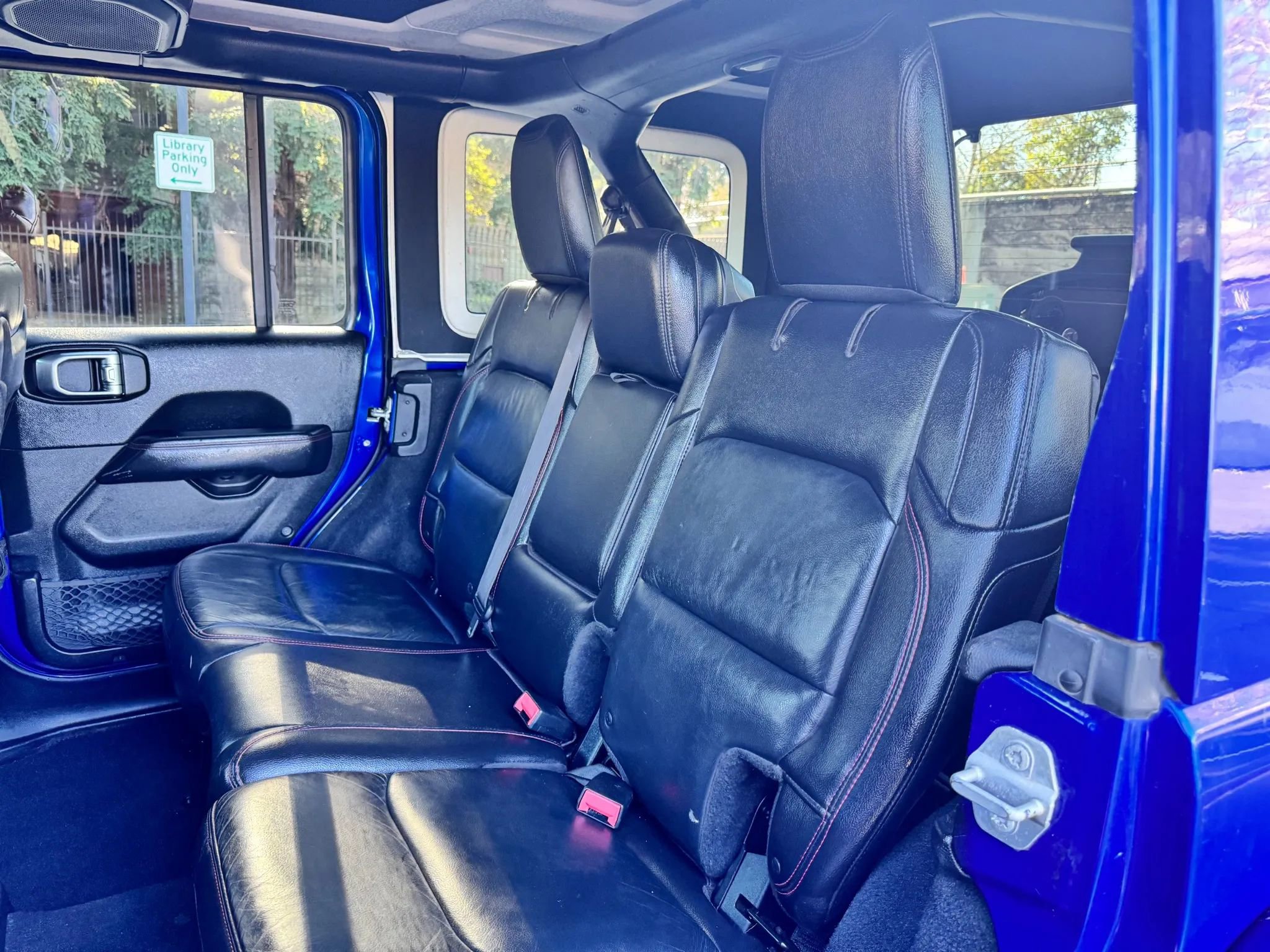 Used 2018 Jeep Wrangler Unlimited Rubicon image 24