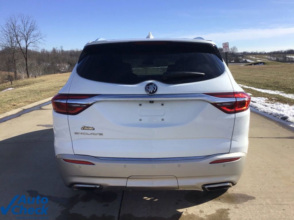 Used 2020 Buick Enclave Essence w/ Sound and Sites Package image 4