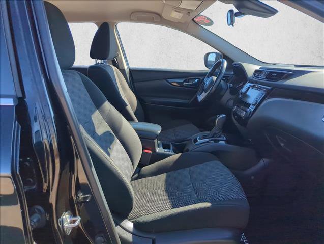 Used 2021 Nissan Rogue Sport SV image 21