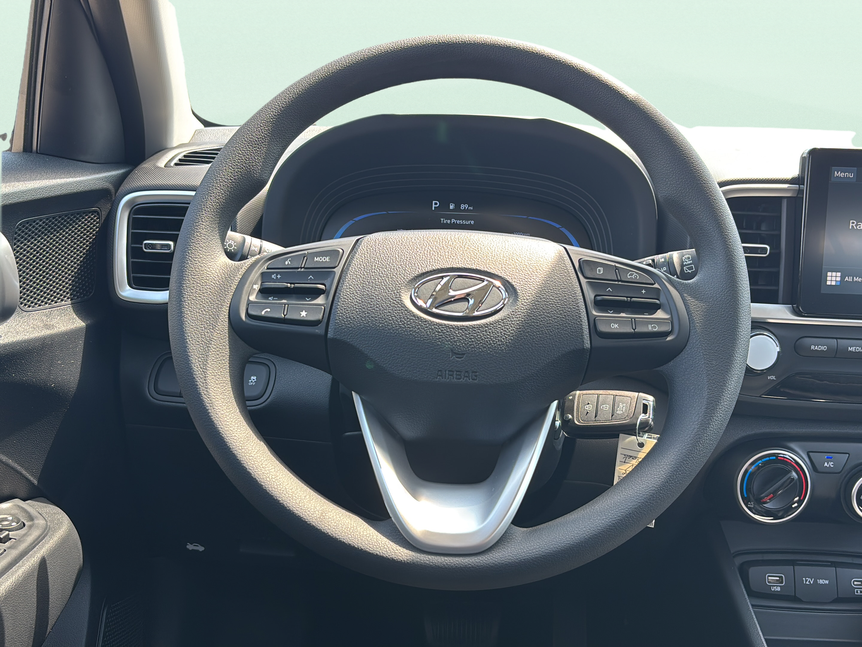 New 2026 Hyundai Venue SE FWD image 13