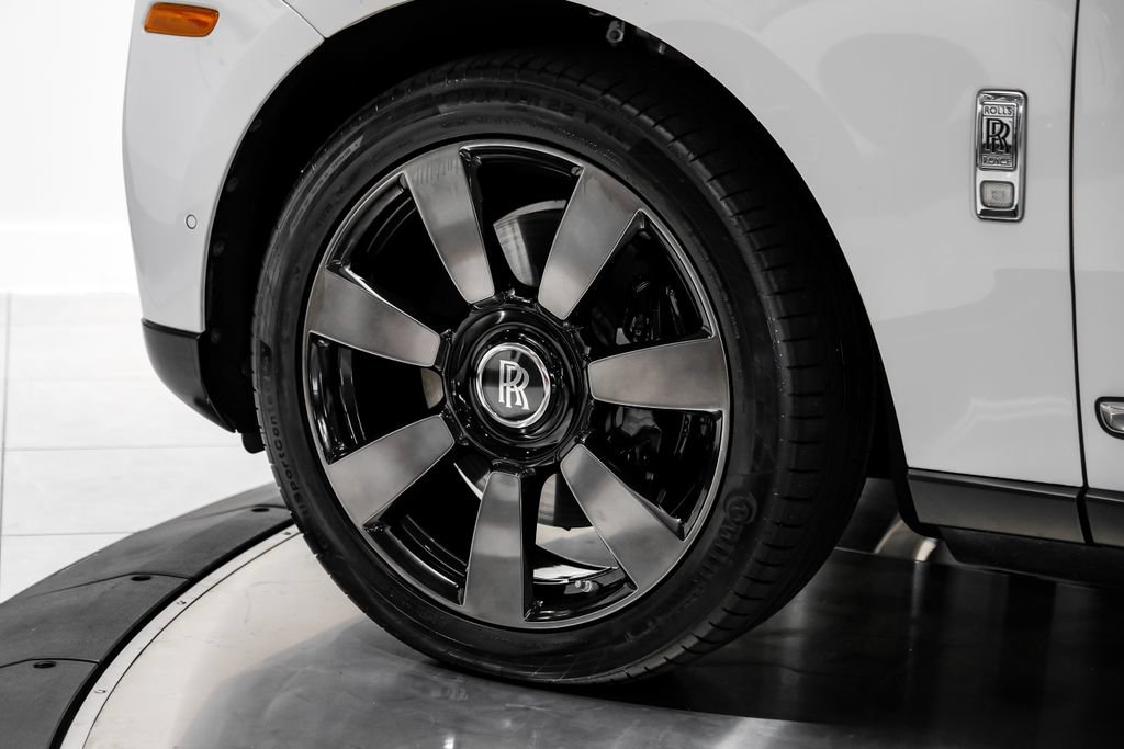 Used 2022 Rolls-Royce Cullinan AWD/4WD image 79