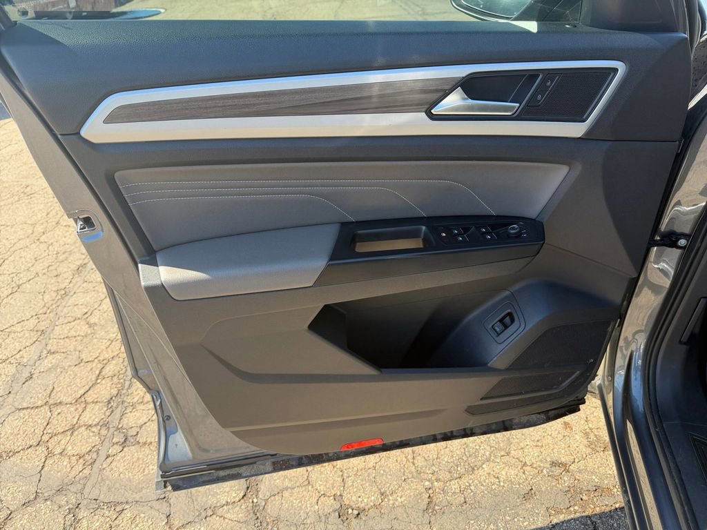 Used 2021 Volkswagen Atlas SEL image 26