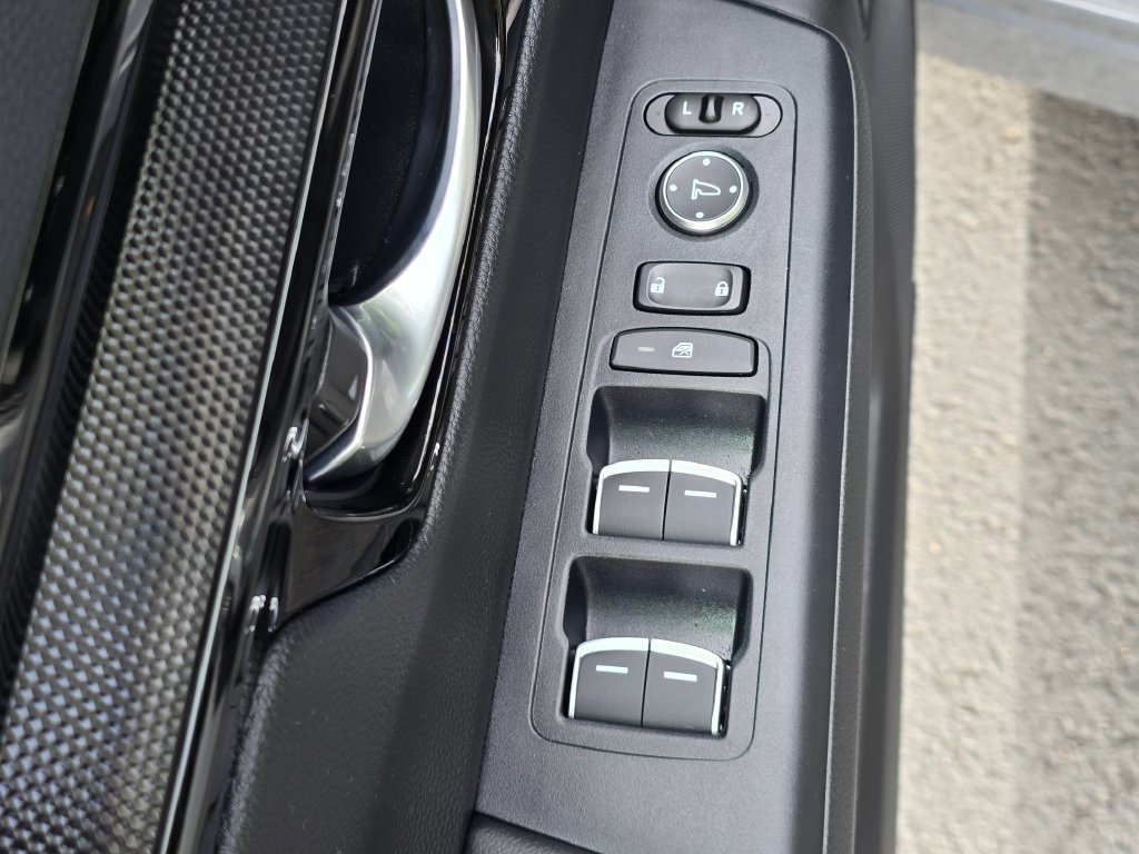 Certified 2025 Honda CR-V EX-L image 16