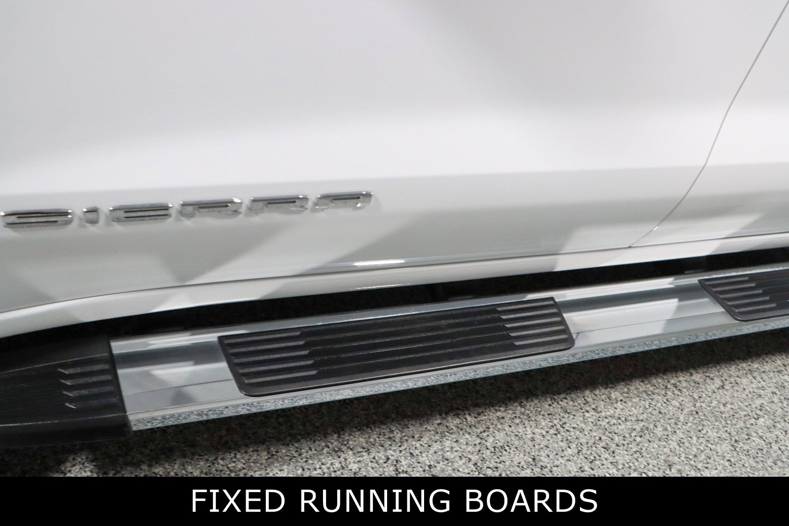 Used 2021 GMC Sierra 1500 SLT image 12