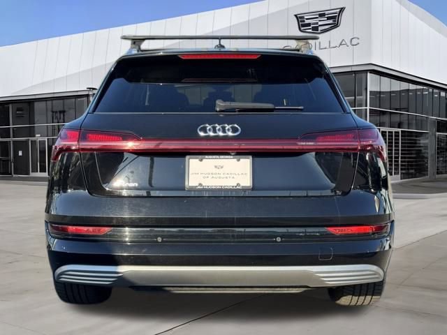 Used 2019 Audi e-tron Premium Plus image 6