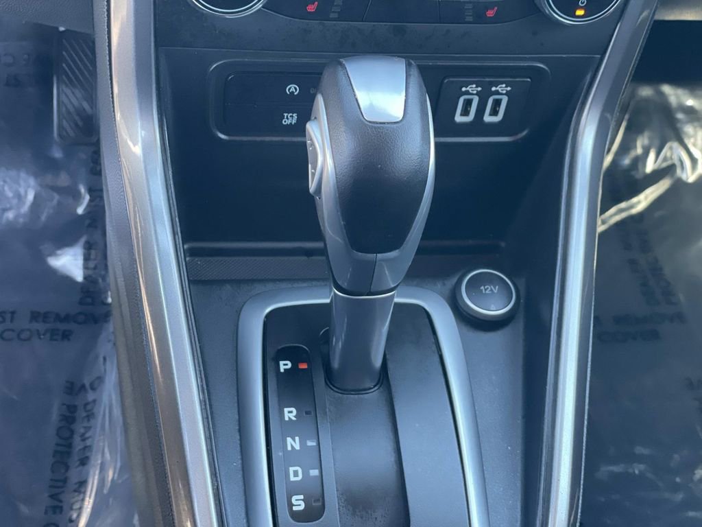 Used 2022 Ford EcoSport SE w/ SE Convenience Package image 12