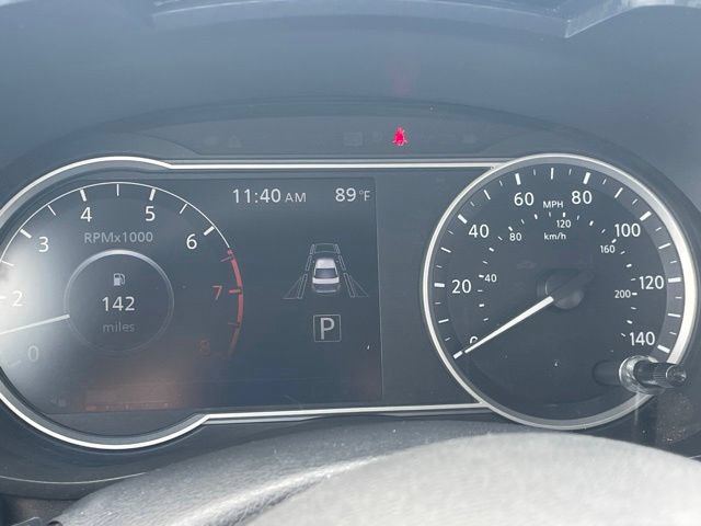Used 2023 Nissan Versa SV FWD image 30