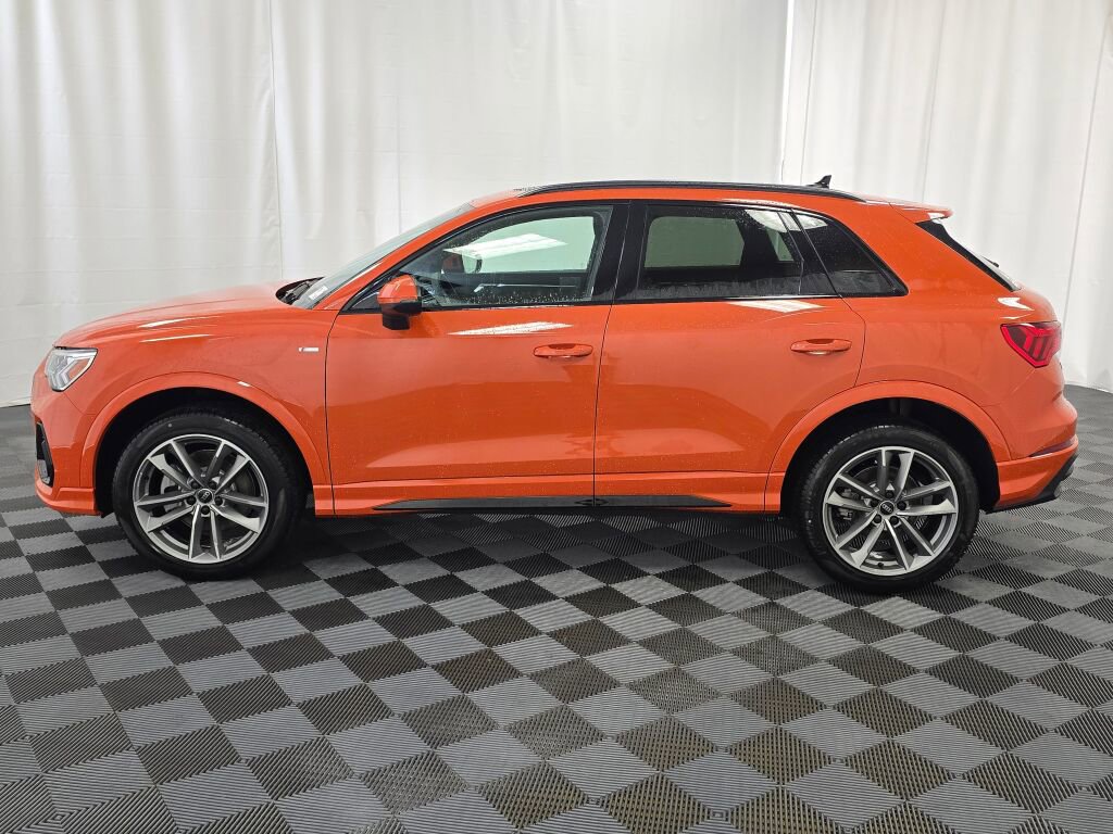 New 2025 Audi Q3 2.0T Premium image 3