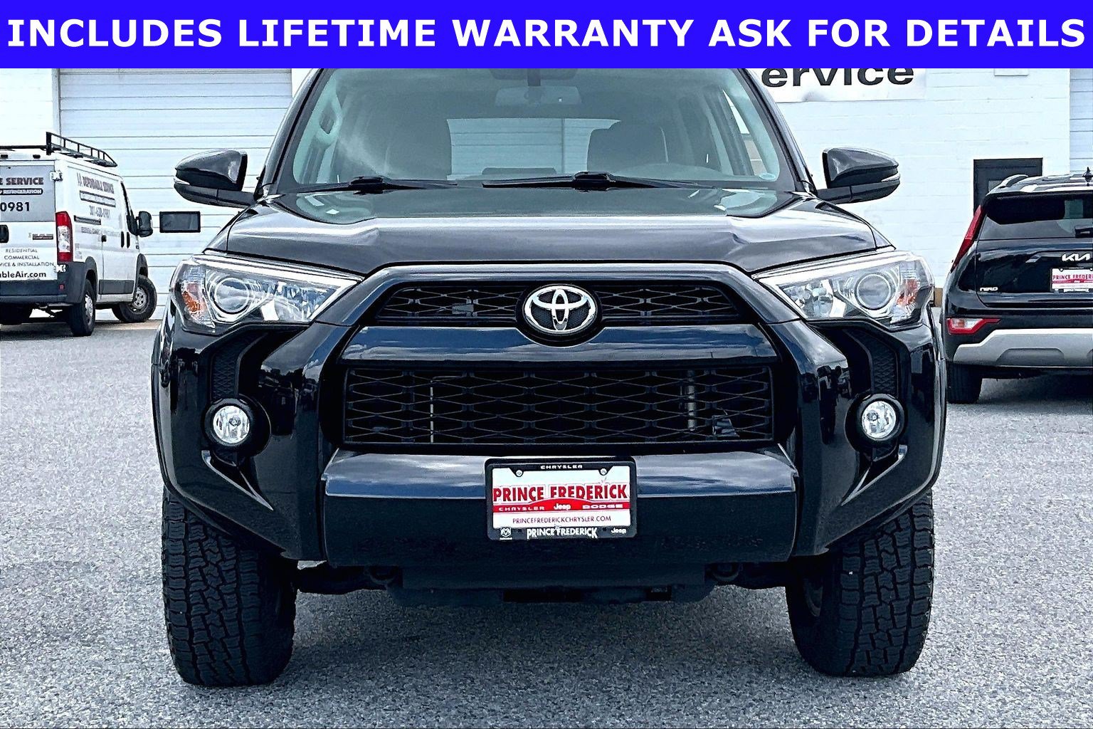 Used 2019 Toyota 4Runner SR5 Premium AWD/4WD image 2