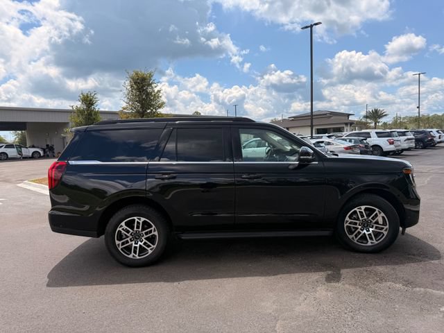 Used 2025 Ford Expedition Active AWD/4WD image 24
