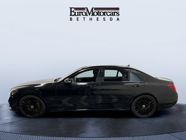 Used 2020 Mercedes-Benz S 560 Sedan image 2